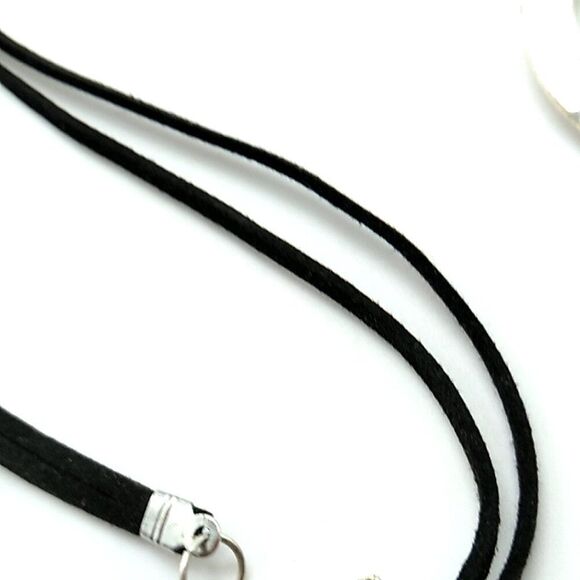 Hammered Open Circle Silver-tone Pendant Necklace Leather Cord - Picture 10 of 16